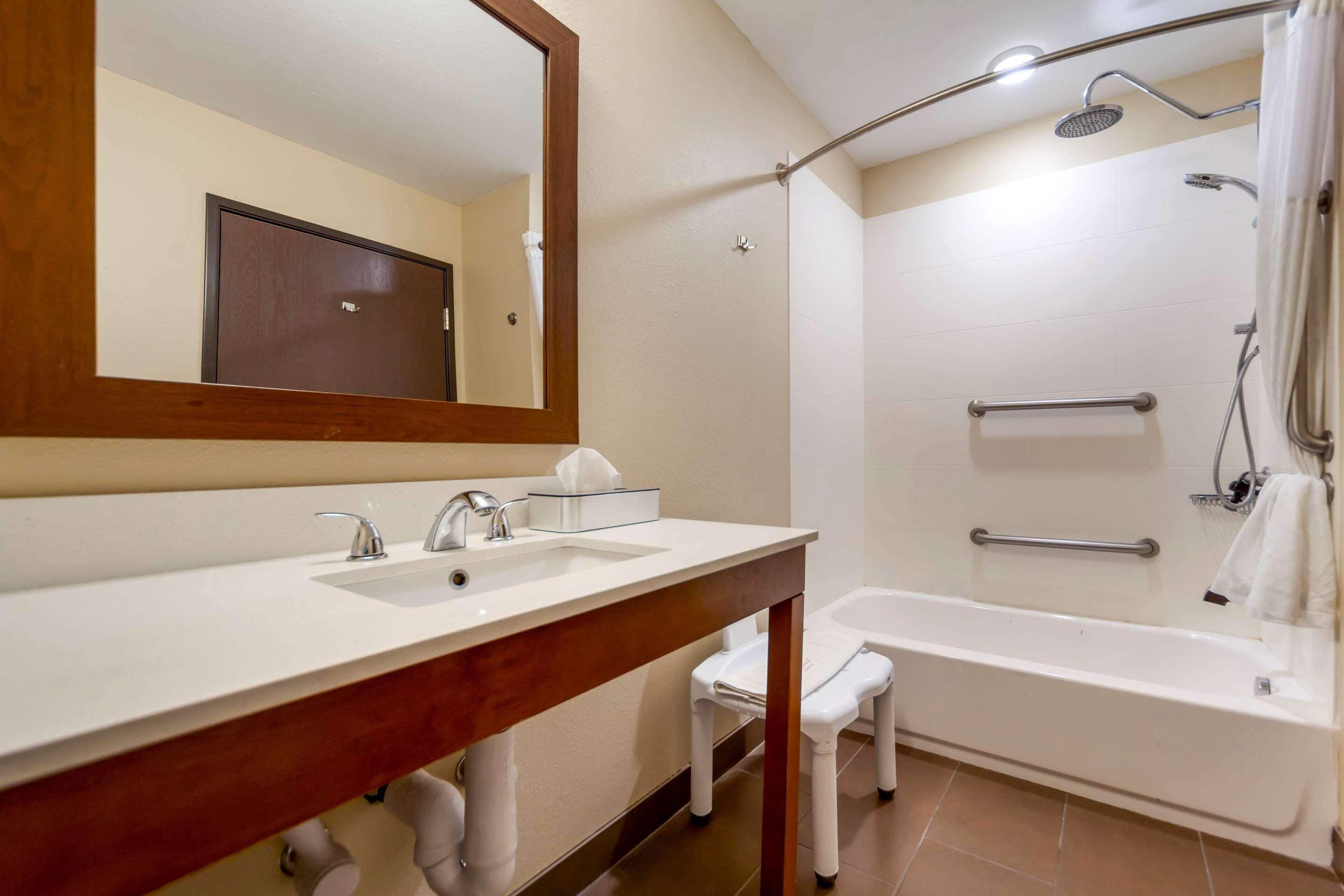 Comfort Suites La Vista Экстерьер фото